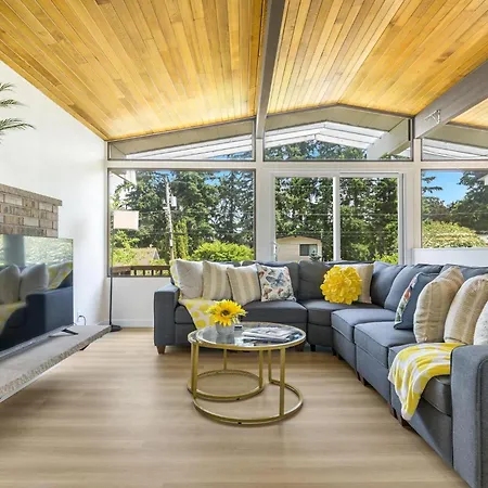 Perch - Newport Hideaway Villa